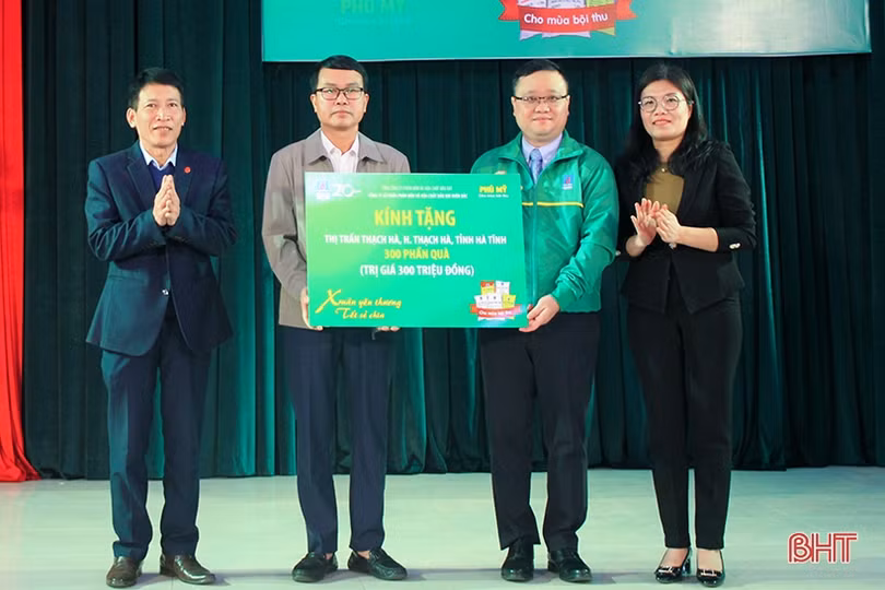 600 phần quà “Xuân yêu thương - Tết chia sẻ” đến với người nghèo Hà Tĩnh