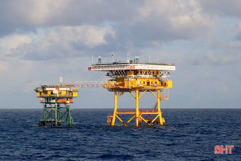 Gặp mặt đoàn công tác đi thăm, chúc Tết nhà giàn DK1 và huyện Côn Đảo