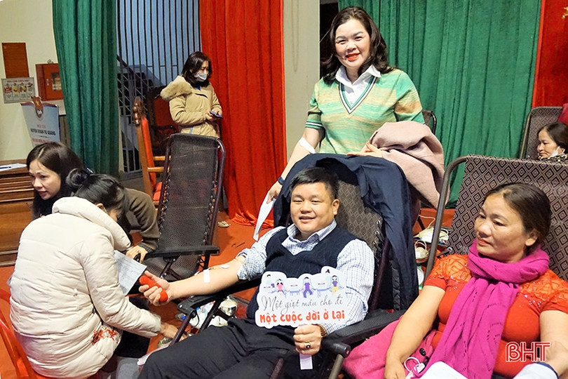 Hương Khê thu về 267 đơn vị máu từ ngày hội hiến máu tình nguyện