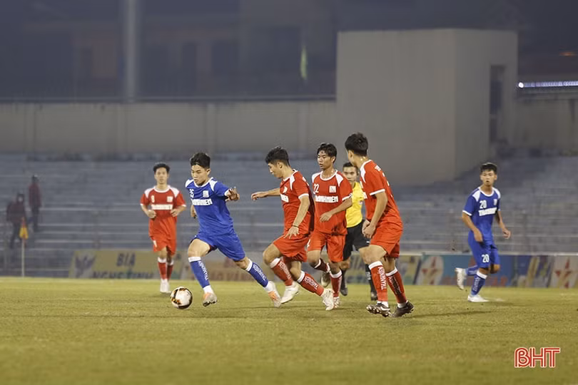 U21 Hồng Lĩnh Hà Tĩnh thất bại 0-1 trước U21 Viettel