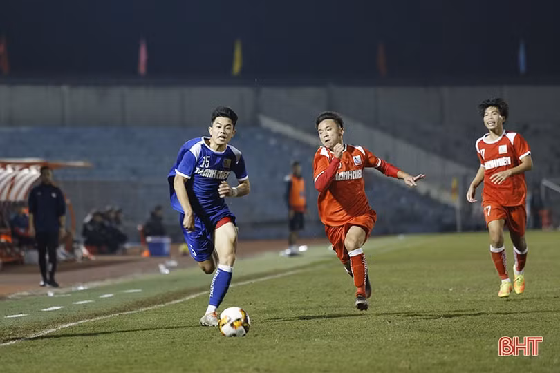 U21 Hồng Lĩnh Hà Tĩnh thất bại 0-1 trước U21 Viettel