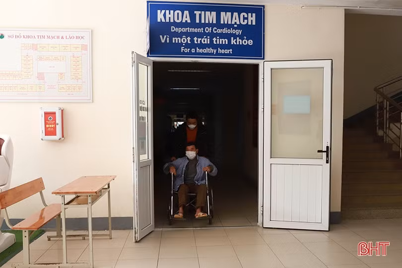 Nền nhiệt ở Hà Tĩnh giảm sâu, người cao tuổi cần được chăm sóc chu đáo