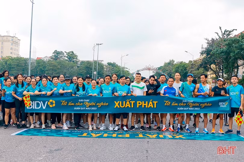 BIDV Hà Tĩnh trao quà tết cho trẻ mồ côi do Báo Hà Tĩnh đỡ đầu