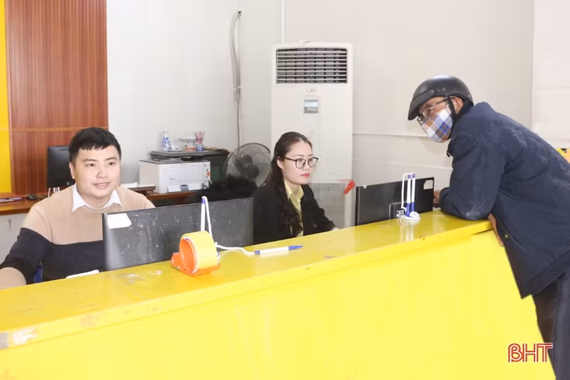 Xe tết về Hà Tĩnh: Tuyến Hà Nội “kín vé”, tuyến TP Hồ Chí Minh “đỏ mắt” chờ khách!