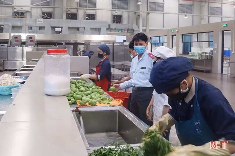 Hà Tĩnh mạnh tay ngăn thực phẩm bẩn