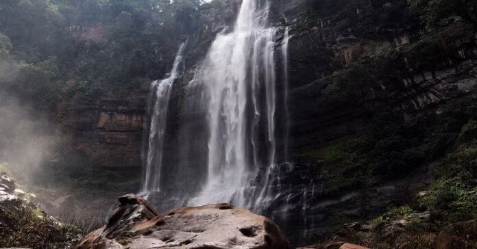 Khu du lịch thác Tad Sieng Lue ở tỉnh của Lào giáp Hà Tĩnh mở cửa đón khách từ năm sau