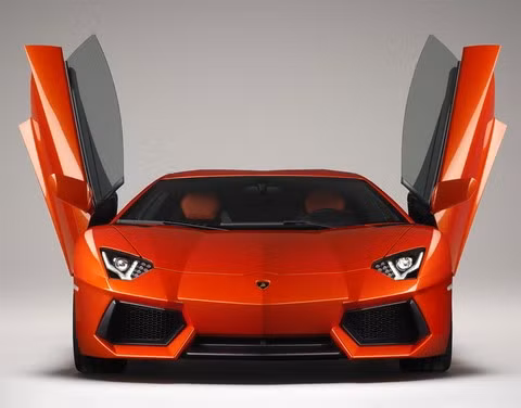 Lamborghini Aventador LP 700-4