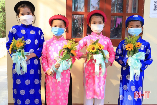 Khai mạc Liên hoan ca trù huyện Nghi Xuân lần thứ 3 năm 2021