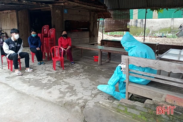 Ngày 4/12, Hà Tĩnh có 21 ca mắc COVID-19 đã được cách ly trước đó