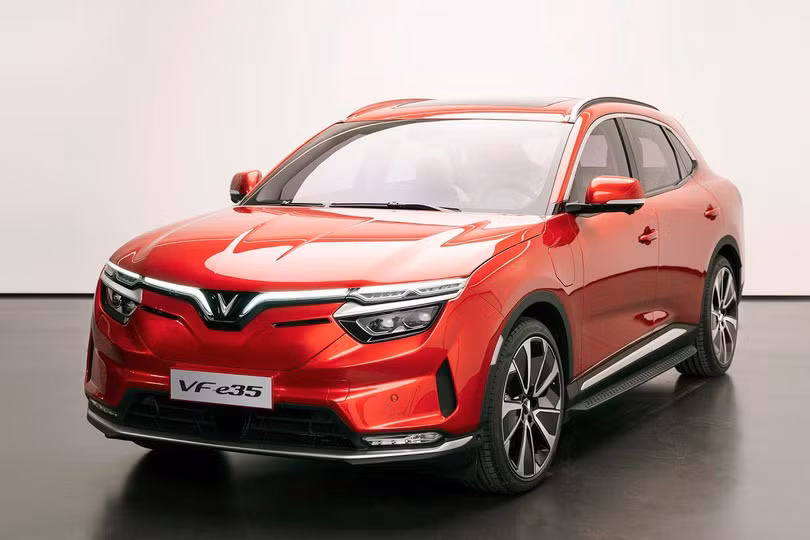VinFast VF e35 có gì nổi bật trước Tesla Model Y?