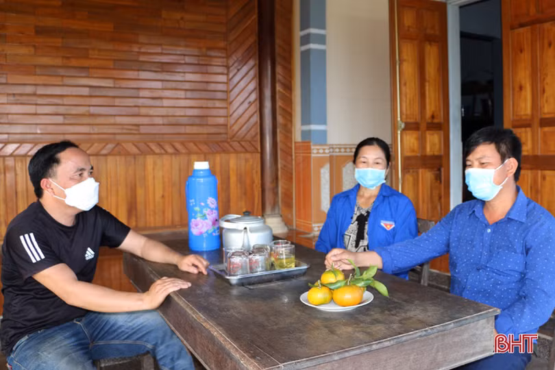 Cán bộ thôn góp phần đưa xóm núi ở Vũ Quang trở thành khu dân cư kiểu mẫu