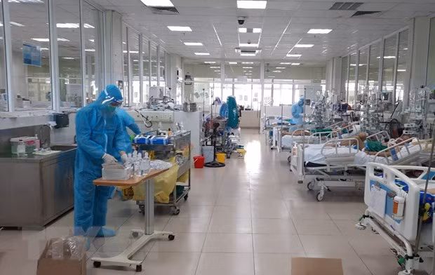 Bộ Y tế quy định mới về phân loại 4 nhóm nguy cơ người mắc COVID-19