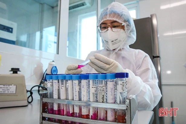 Ngày 29/11, Hà Tĩnh thêm 35 ca mắc COVID-19, có 8 ca trong cộng đồng