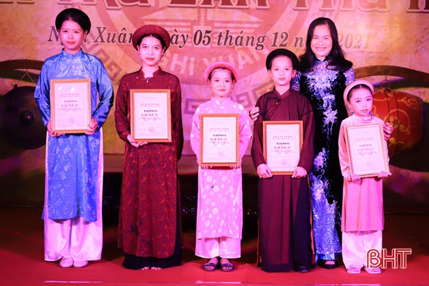 Nhiều cá nhân đạt giải tại Liên hoan ca trù huyện Nghi Xuân