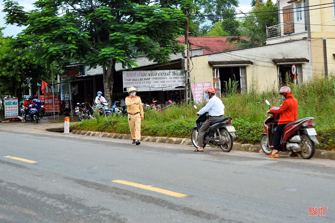 Hơn 16.700 thí sinh làm bài thi tổ hợp Khoa học tự nhiên và Khoa học xã hội