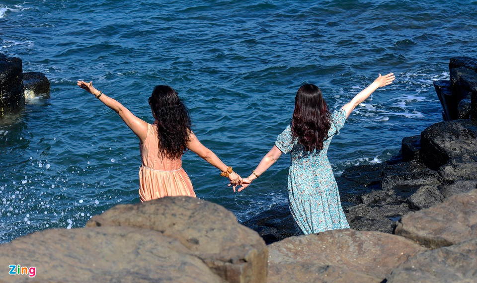 Vẻ đẹp Gành Đá Đĩa ở Phú Yên