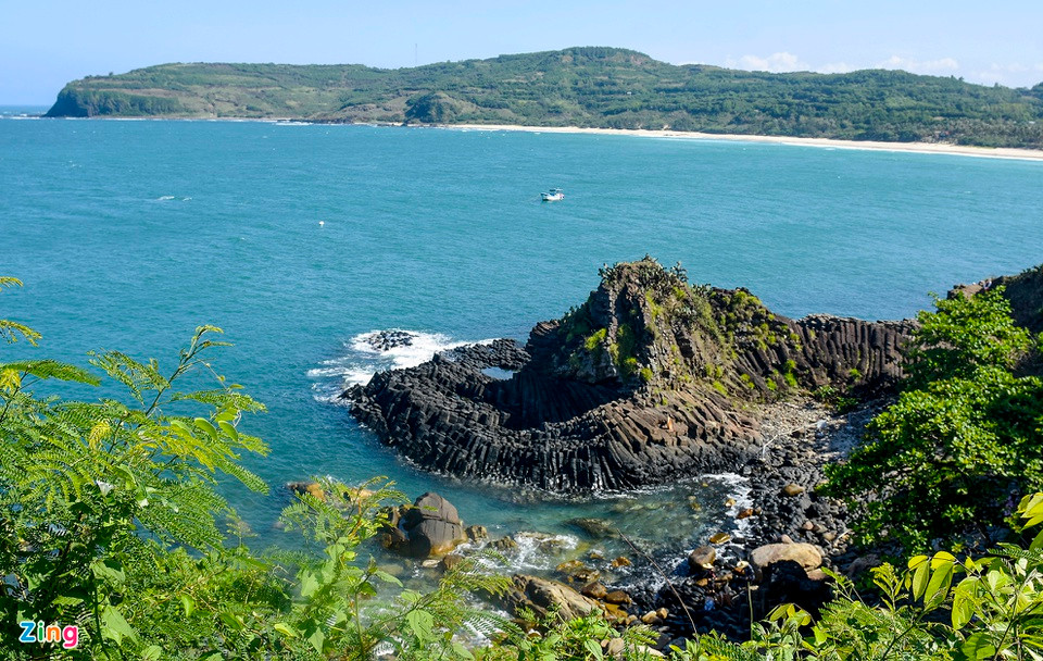 Vẻ đẹp Gành Đá Đĩa ở Phú Yên