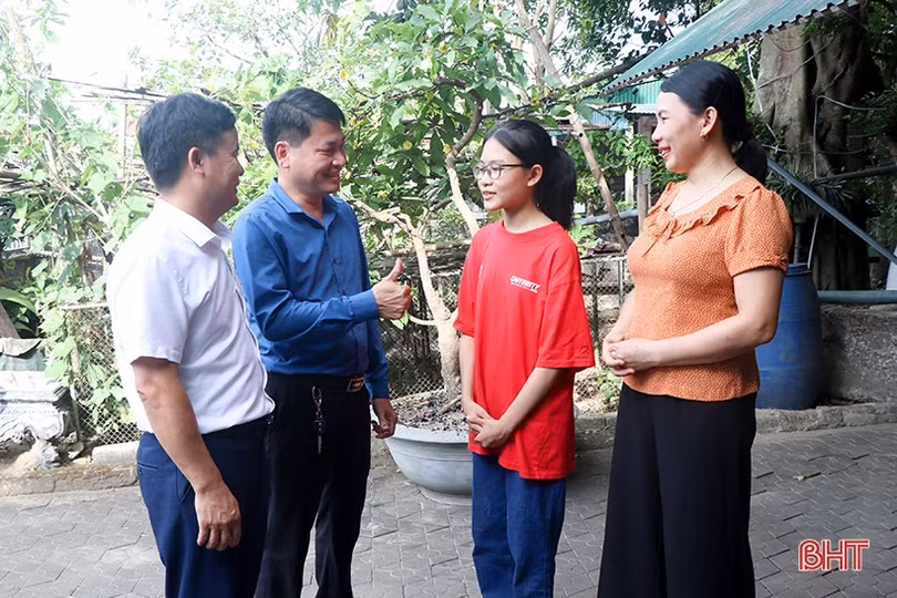 Thủ khoa đầu vào trường chuyên Hà Tĩnh đến từ trường làng