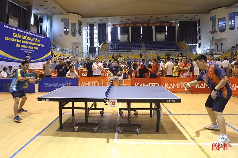 Nhiều trận chung kết giàu cảm xúc tại Giải Bóng bàn Báo Hà Tĩnh