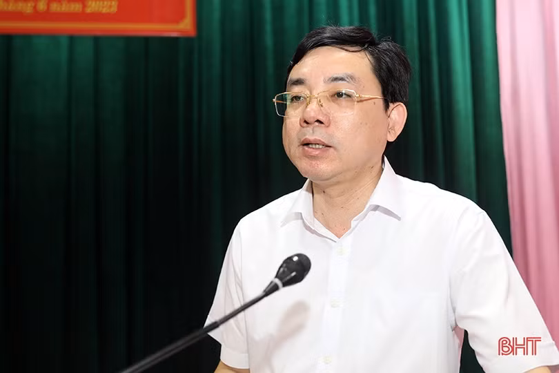 Cử tri Hương Sơn, TX Kỳ Anh kiến nghị giải quyết các vấn đề tồn đọng tại địa phương