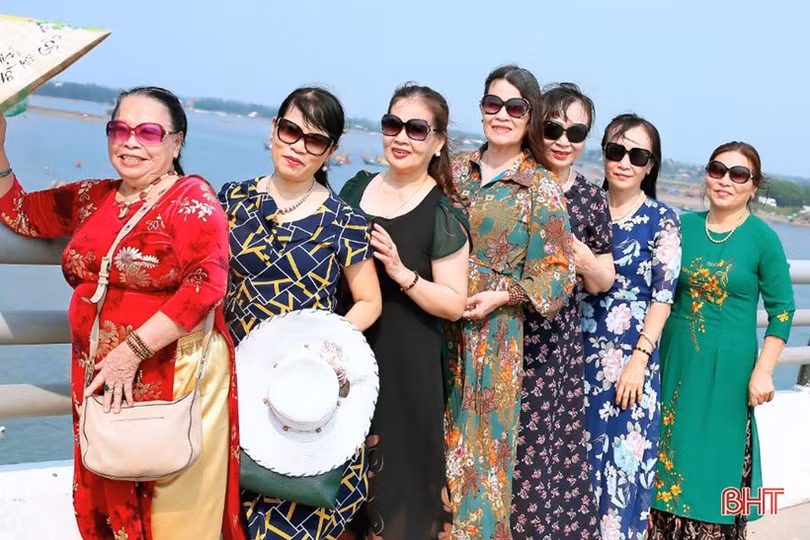 Những “cây lau bằng thép” trong làng báo Hà Tĩnh