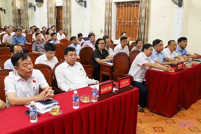 Cử tri Hương Sơn, TX Kỳ Anh kiến nghị giải quyết các vấn đề tồn đọng tại địa phương