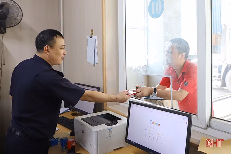Hải quan Cửa khẩu quốc tế Cầu Treo thu ngân sách đạt 324 tỷ đồng