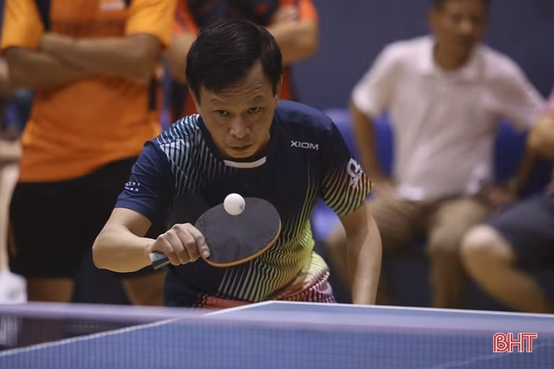 Nhiều trận chung kết giàu cảm xúc tại Giải Bóng bàn Báo Hà Tĩnh