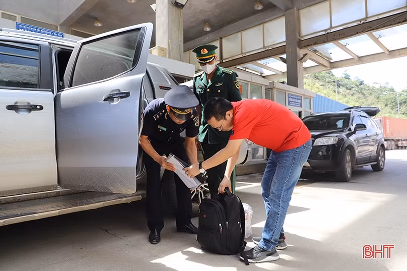 Hải quan Cửa khẩu quốc tế Cầu Treo thu ngân sách đạt 324 tỷ đồng