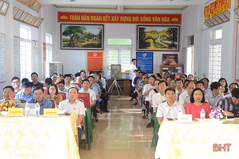 Cử tri tiếp tục kiến nghị có chính sách thỏa đáng cho cán bộ cơ sở