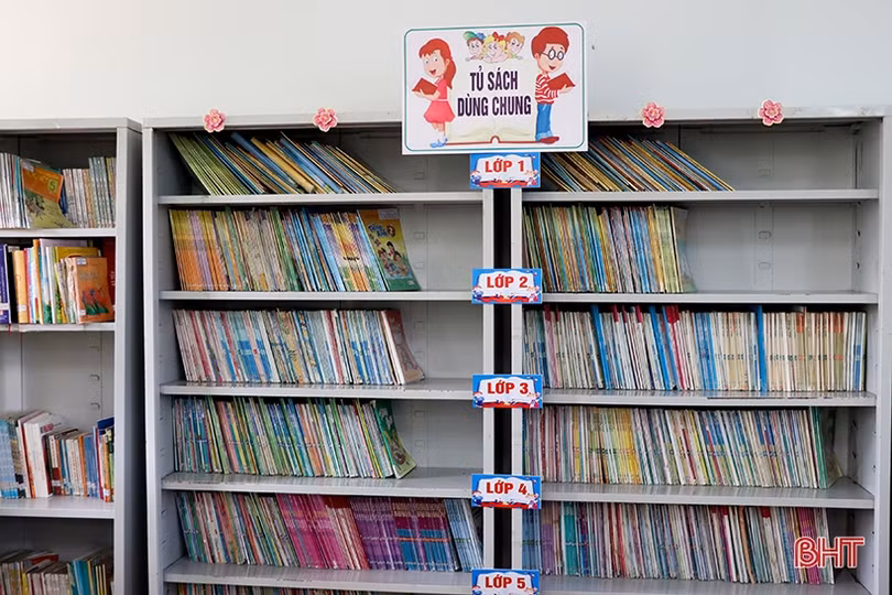 Hàng ngàn học sinh khó khăn ở Hà Tĩnh được sử dụng sách và đồ dùng học tập miễn phí