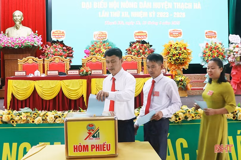 Ông Trần Xuân Hòa tái cử Chủ tịch Hội Nông dân huyện Thạch Hà nhiệm kỳ 2023 - 2028