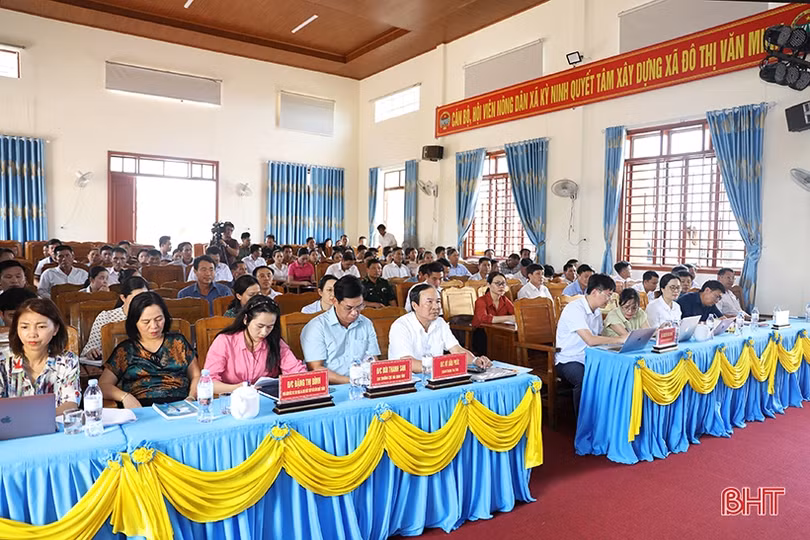 Cử tri Hà Tĩnh kiến nghị hỗ trợ xây dựng cơ sở hạ tầng nông thôn, phát triển nông nghiệp