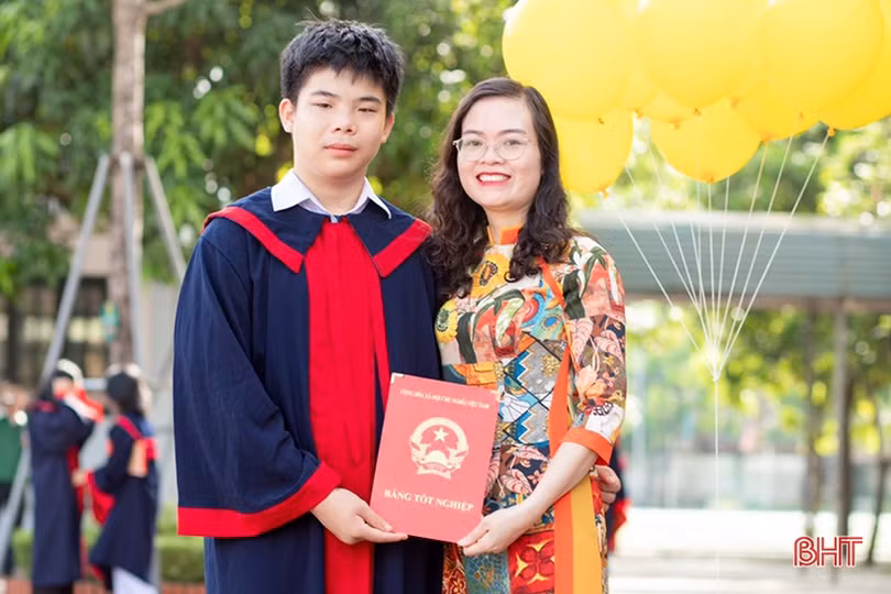 Ngôi trường có 3 thủ khoa đầu vào THPT Chuyên Hà Tĩnh