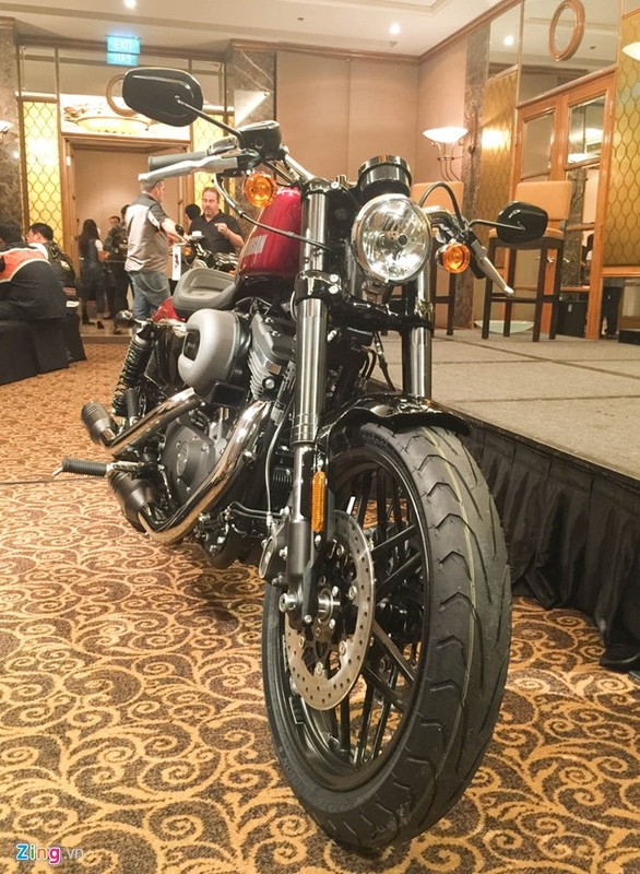 harley davidson roadster 1 200 phan khoi ra mat tai viet nam