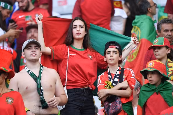 nhung bong hong thieu dot tran chung ket euro 2016