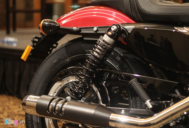 harley davidson roadster 1 200 phan khoi ra mat tai viet nam