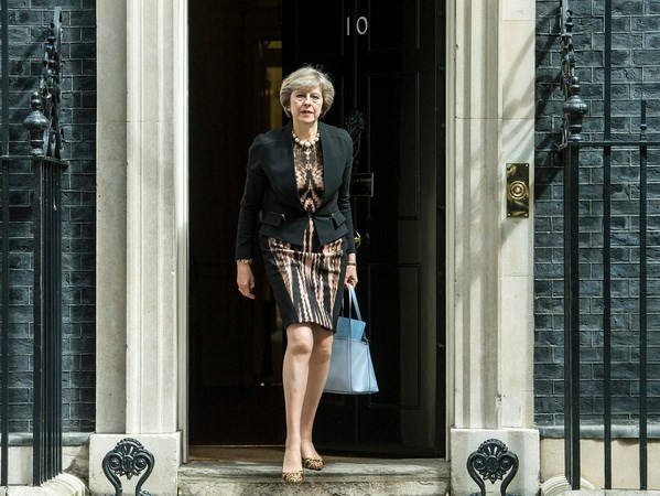 thu tuong anh tu chuc vao 13 7 nhuong cho cho ba may