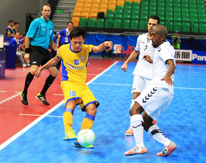 sanna khanh hoa danh bai doi vo dich futsal qatar