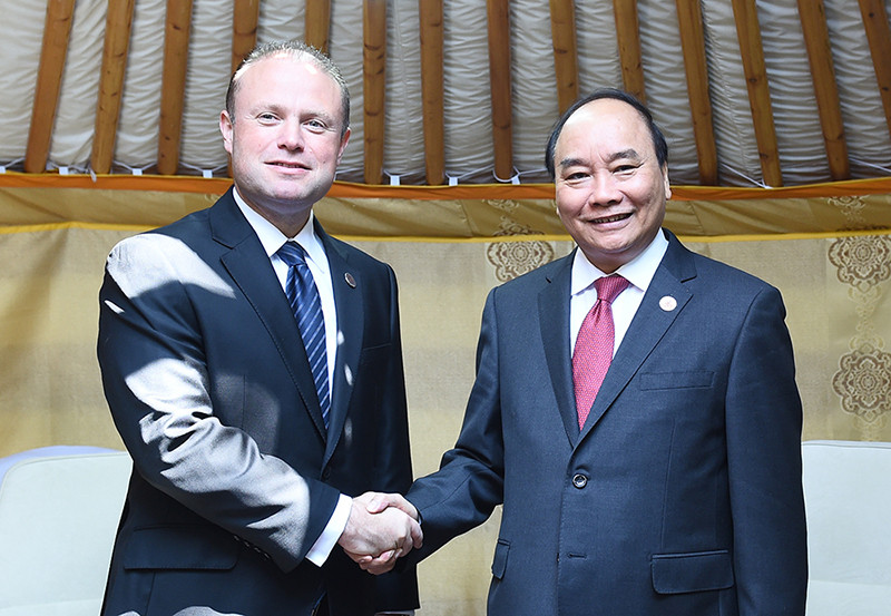 thu tuong nguyen xuan phuc tiep xuc song phuong ben le asem 11