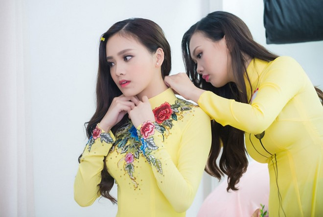 hau truong chup bikini cua top hoa hau viet nam mien bac