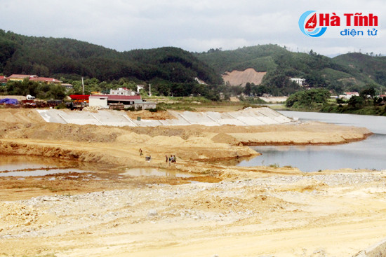 kenh ngan truoi cam trang quyet ve dich truoc ke hoach