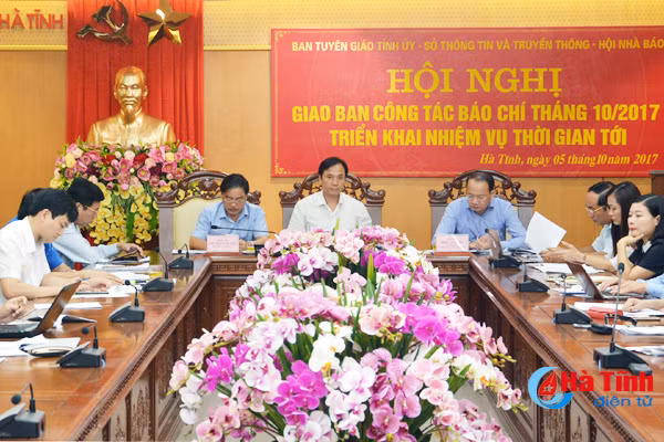 chu trong tuyen truyen ket qua thuc hien nhiem vu trong tam cuoi nam