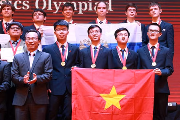 olympic vat ly chau a 2018 viet nam thang lon voi 4 hcv xep thu 3 toan doan
