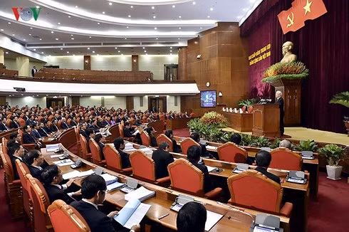 nhin tu hoi nghi tu 7 muon lam lanh dao hay nghi den cong hien truoc tien