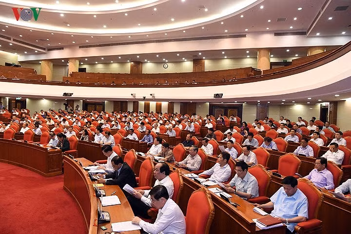 hoi nghi trung uong 7 nong van de kiem soat quyen luc chong chay chuc chay quyen