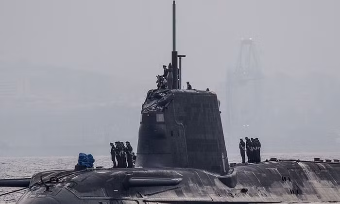 khong phai tau san bay day moi la tinh hoa cua hai quan anh