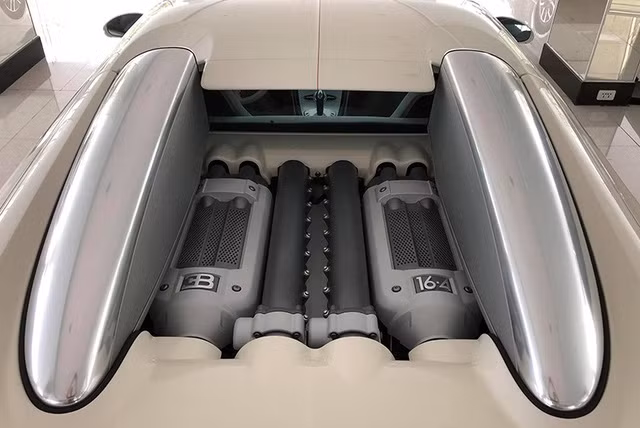 chiec bugatti veyron duy nhat tai viet nam doi mau ao san sang tim chu moi