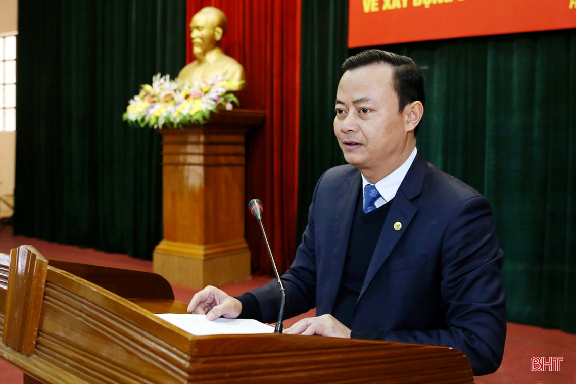 Hà Tĩnh trao thưởng 25 tác phẩm xuất sắc đạt Giải Búa liềm vàng cấp tỉnh năm 2020