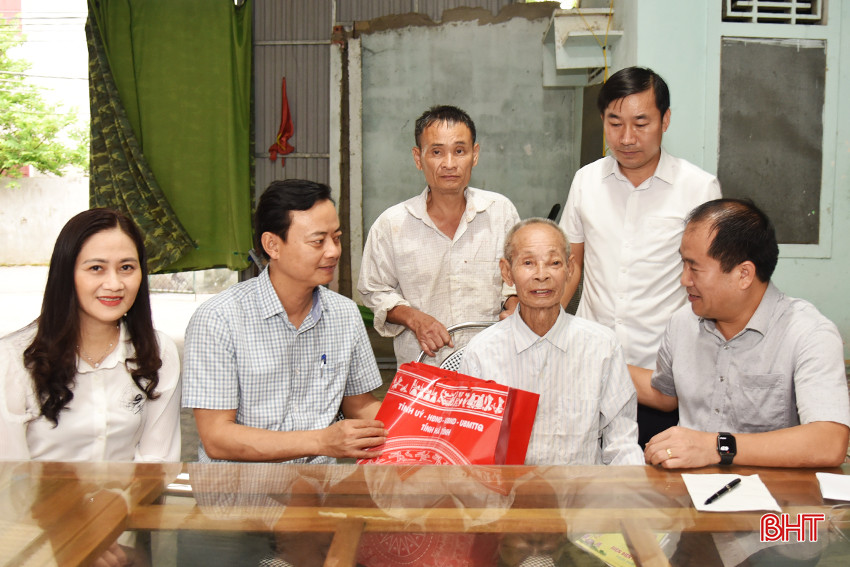 DSC_6080 - Copy.JPG